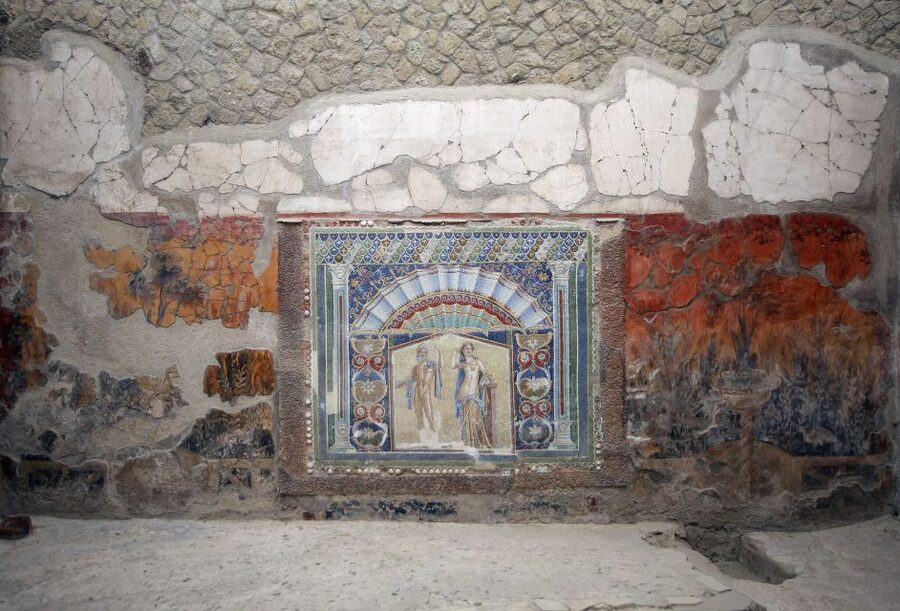 From Naples: Pompeii and Herculaneum VIP Tour with Lunch - Herculaneum (Ercolano): Where the Ruins Feel Closer