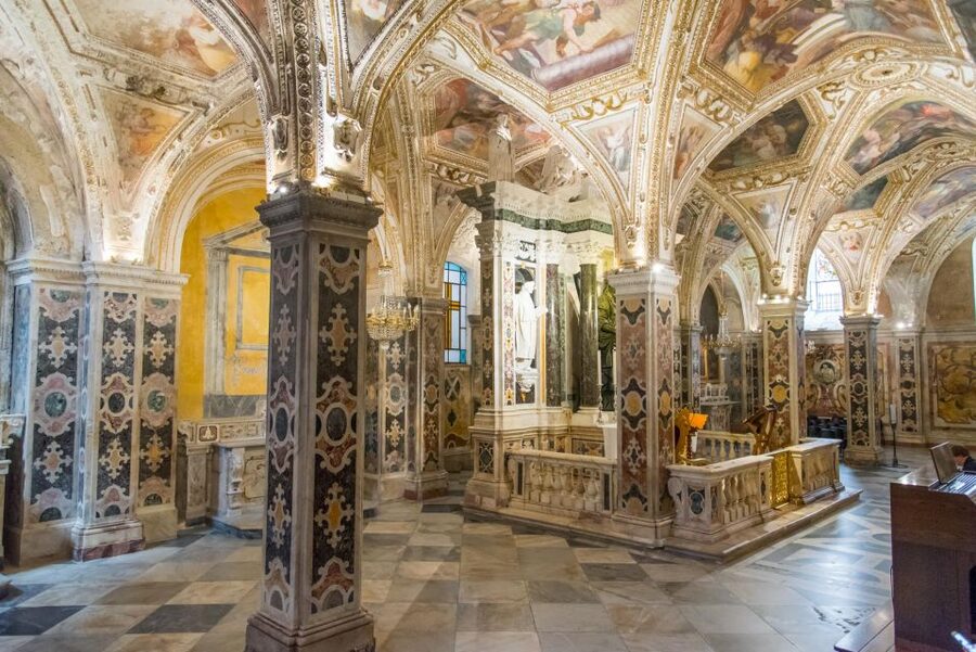 From Naples: Private Tour to Sorrento, Positano, and Amalfi - Limoncello, onboard water, and live commentary: the small things that add up