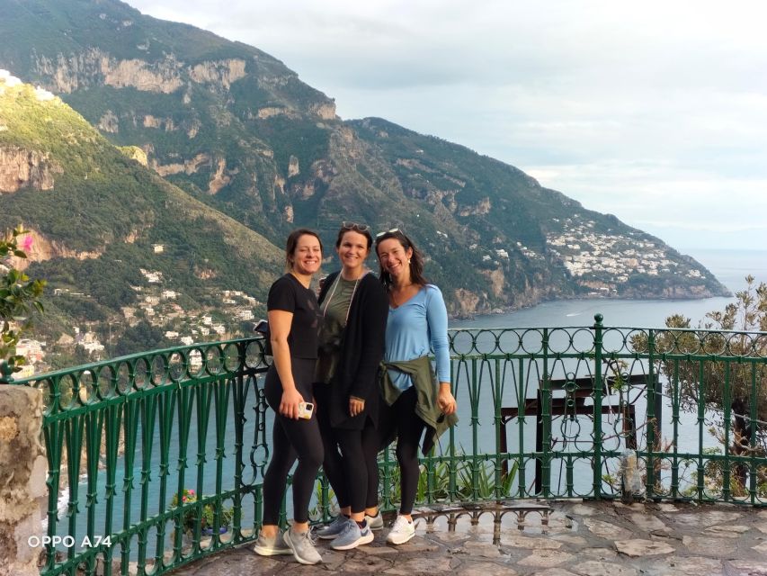 From Naples: Ravello, Amalfi, Positano, & Sorrento Day Tour - How guides keep an 8-hour day feeling doable