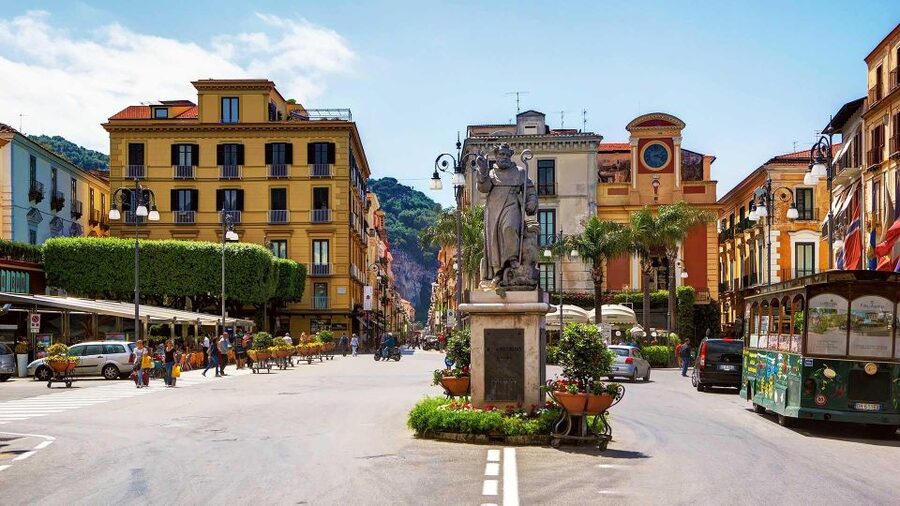 From Naples: Sorrento, Positano, Amalfi and Ravello Day Trip - From Naples to Four Amalfi Coast Towns: Why This Day Trip Works