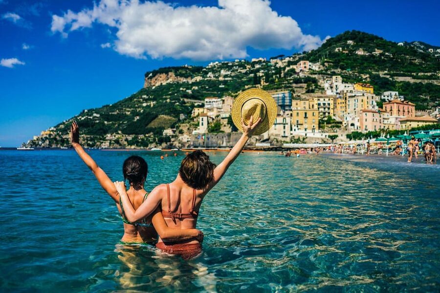 From Naples: Sorrento, Positano and Amalfi Day Trip by Bus - Positano: viewpoints, a short photo stop, and possible time shifts