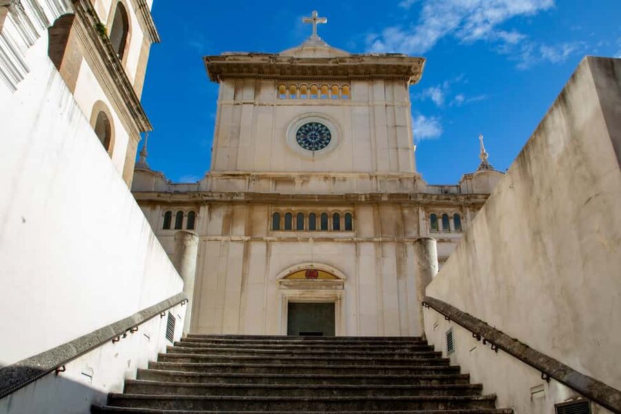 From Naples: Sorrento, Positano and Amalfi Full-Day Tour - How Guides and Drivers Affect the Whole Day