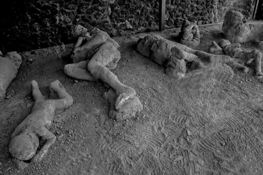 From Pompeii: Vesuvius excursion + Pompeii guided tour - Getting there from Porta Marina Superiore, Via Marina 6