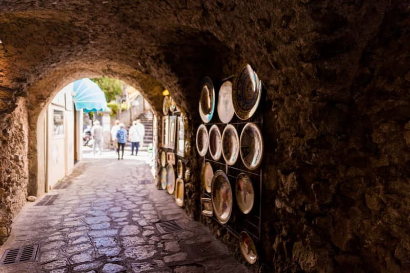 From Pompeii/Vico Equense: Amalfi, Positano, & Ravello Tour - Getting From Pompeii or Vico Equense to the Port (and what to expect)