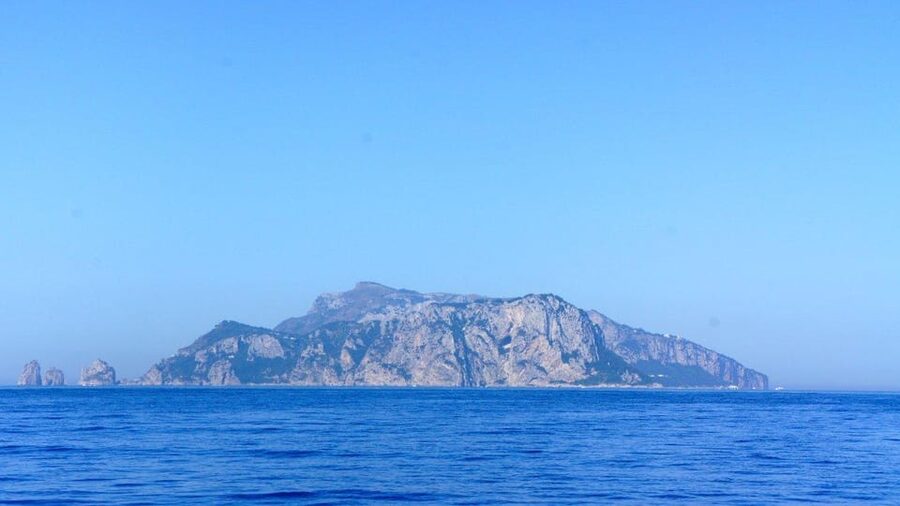 From Positano: Capri Island Group Cruise with Blue Grotto - Capri on your own: how to use your free time well