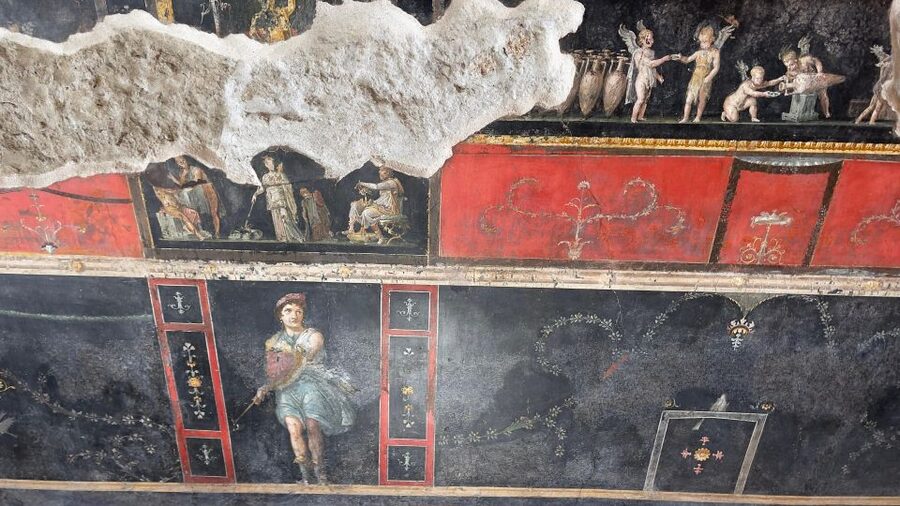 From Positano: Pompeii & Vesuvius tour small group - The 2-hour guided format: enough time, with breathing room