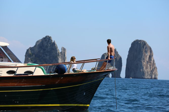 From Salerno: Small Group Li Galli Islands and Capri Boat Tour - Comfort and Extras That Actually Matter On Board