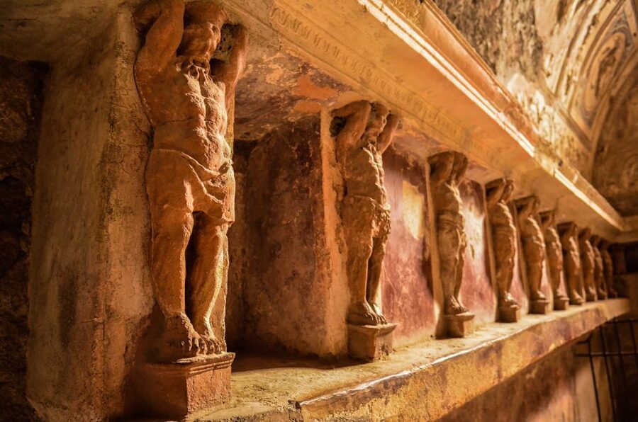 From Sorrento: 4-Hour Pompeii Group Excursion - The ride: air-conditioned bus plus an authorized English guide