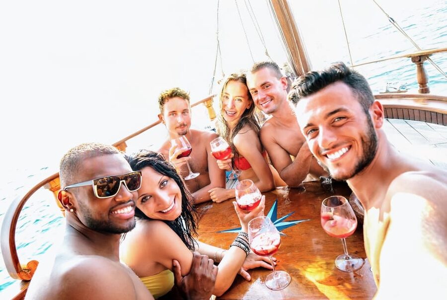 From Sorrento: Capri Boat Tour with Snorkeling & Drinks - How the Sorrento departure sets the tone for Capri