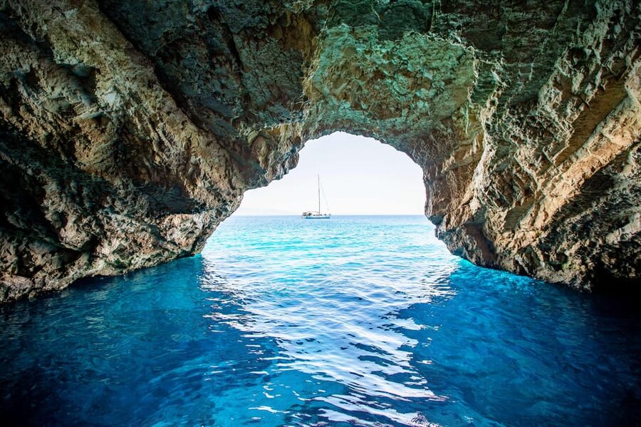 From Sorrento: Capri Boat Tour with Snorkeling & Drinks - The Blue Grotto reality check, and the smart workaround