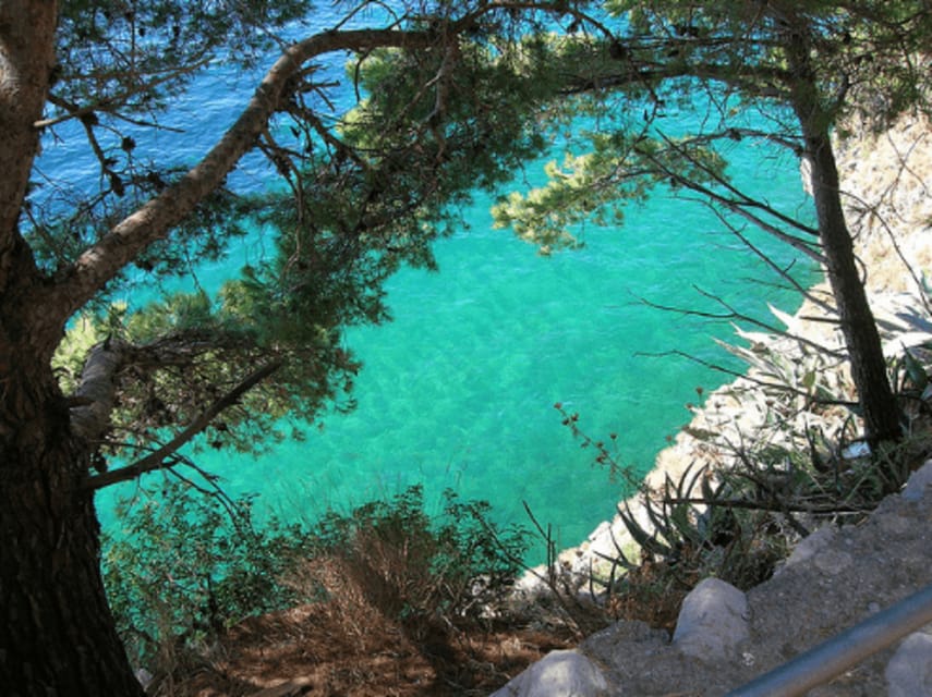 From Sorrento: Full-day Amalfi Coast Day Trip - Getting to the meeting point: Hotel Antiche Mura is the anchor