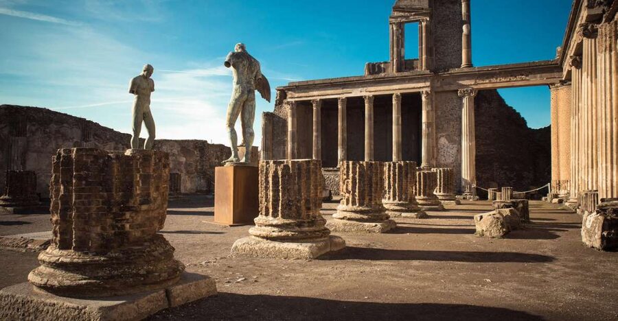 From Sorrento: Full-Day Pompeii & Wine Tasting Tour - Navigating the ruins: what to do with only a couple hours