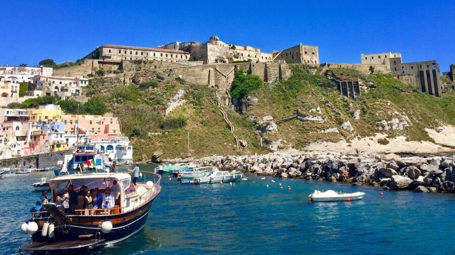 From Sorrento: Ischia and Procida Boat Tour with Snorkeling - La Corricella snorkeling: the stop people remember