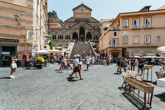 From Sorrento/Nerano: Amalfi Shared Tour - without pick up - Positano stop and the way the boat threads the coast back