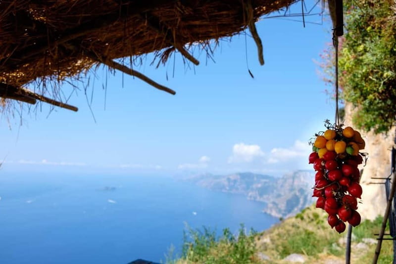 From Sorrento: Path of the Gods Guided Hike with Transfer - Piazza Tasso 08:00, Syrenuse bar nearby, and why the start matters