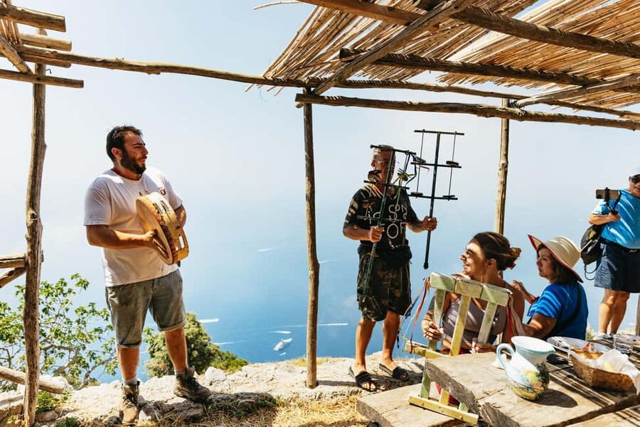 From Sorrento: Path of the Gods Guided Hike with Transfers - Transfers and logistics: why paying for this beats DIY