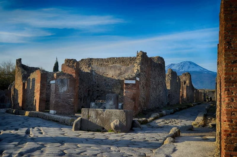 From Sorrento: Pompeii and Mount Vesuvius Trip with Lunch - Pompeii in 2 Hours With an Official English Guide