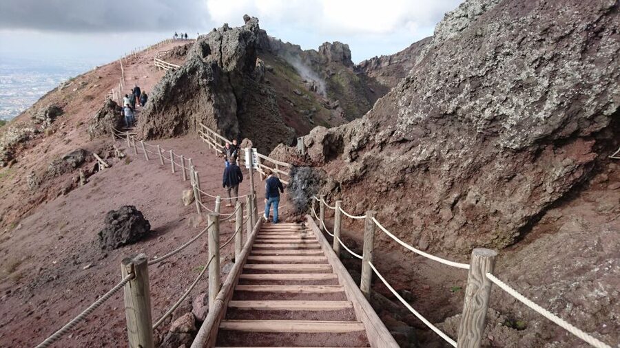From Sorrento: Pompeii and Vesuvius Skip-the-Line Tour - Practical tips to make the day smoother