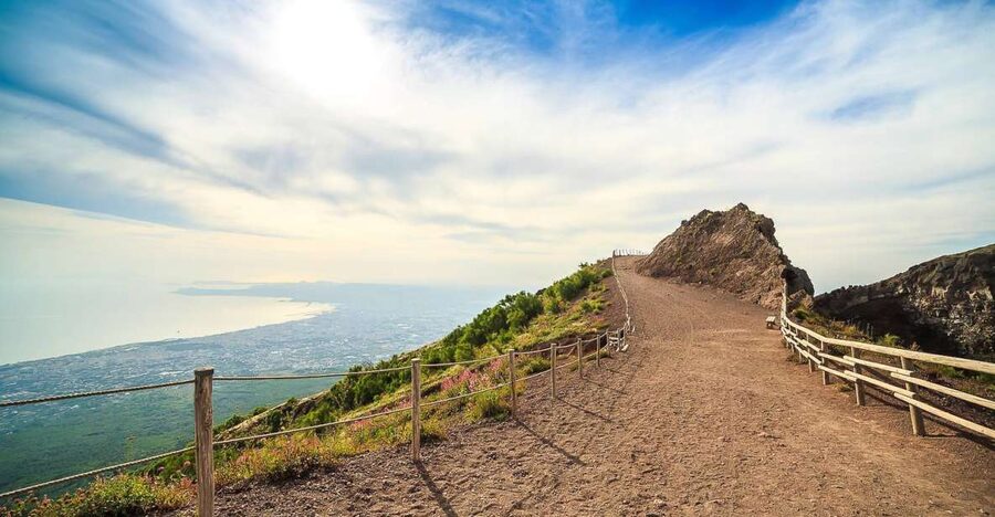 From Sorrento: Pompeii and Vesuvius Tour - Why this Sorrento Pompeii plus Vesuvius day trip makes sense