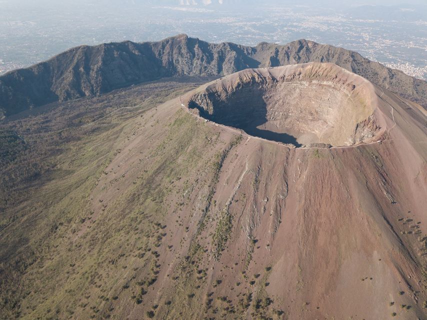 From Sorrento: Pompeii and Vesuvius Tour by Express Train - Your Free Hour Inside Pompeii: Use It for the Stuff You Pick