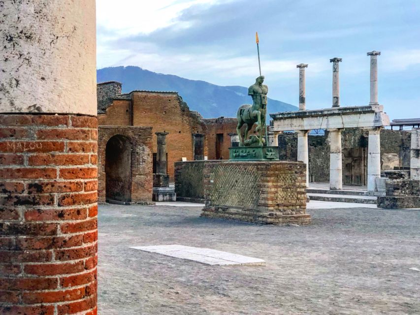 From Sorrento: Pompeii Guided Tour small group - From Sorrento to Pompeii, With Less Waiting