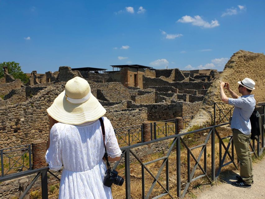 From Sorrento: Pompeii & Mt. Vesuvius Tour with Lunch & Wine - Pompeii With Skip-The-Line Access, and How the Guided Walk Helps