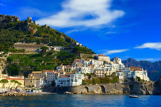 From Sorrento: Positano & Amalfi Coast Small-Group Boat Day Tour - Why Sorrento to Amalfi by boat feels calmer than the land option