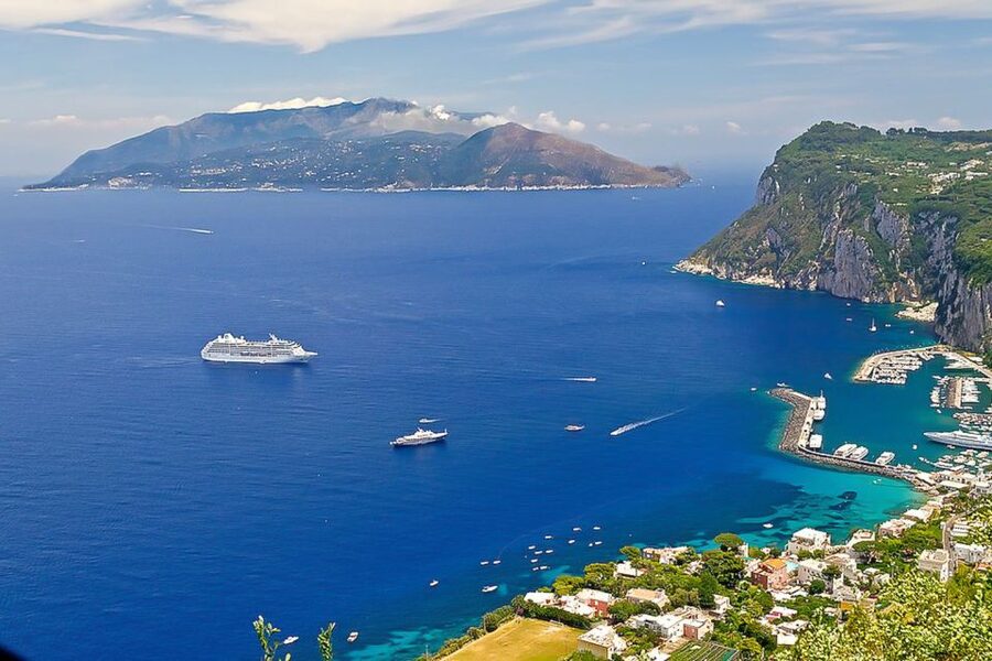 From Sorrento to Capri and Positano: Private Boat Tour - Getting on board in Sorrento: pick-up and what to expect