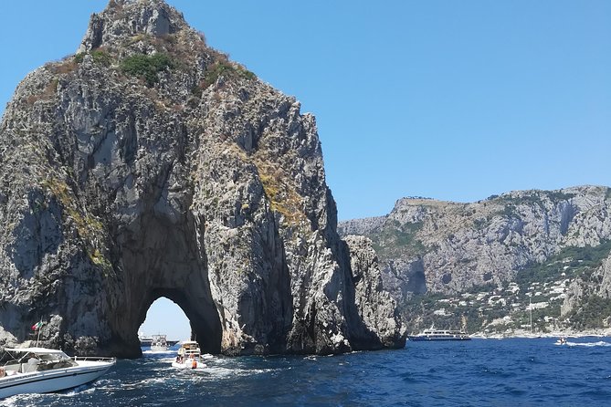 Full capri - Snorkeling and swimming in Grotta Verde, what to expect
