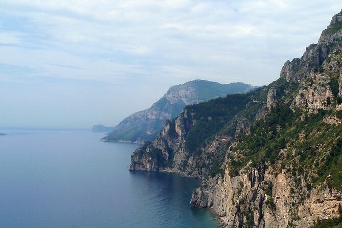 Full-Day Boat Tour in Sorrento and Amalfi Coast from Naples - The long cruising stretch: where the Amalfi Coast “clicks”