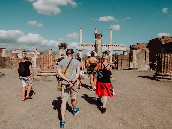 Full-Day Private Capri and Pompeii from Sorrento - Capri time: jetfoil comfort, the island rhythm, and what’s actually included
