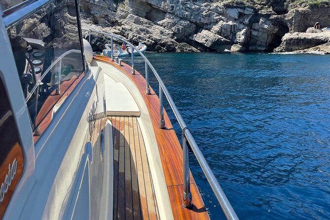 Full day Private Capri boat tour from Positano - Grotta Verde and the rugged coastline edge