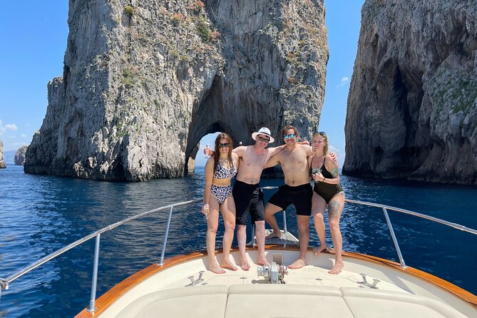 Full-Day Private Guided Boat Tour in Capri - Leaving from Sorrento at 9:00 am, and what that means for your day