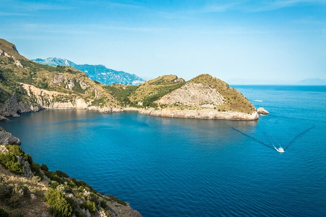 Full-Day Private Guided Tour to Amalfi Coast by Boat - Start of the day: scenic passes that set the tone