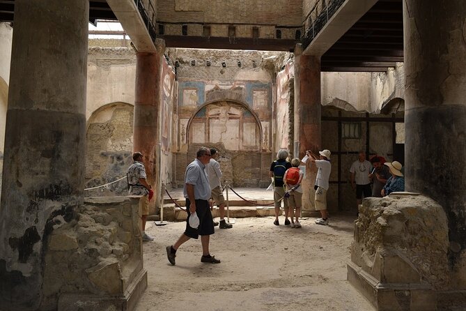 Guided Tour of Herculaneum with Lunch and Ticket Included - A One-Day Herculaneum, Pompeii, and Vesuvius Combo