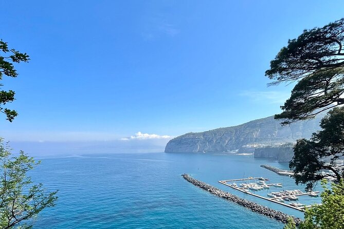 Guided tour of the history and tradition of the Sorrento lemon - The Old Grandma Limoncello Recipe Take-Home Moment