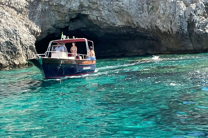 Half day around Capri (4 hours) - Stop 2: Grotta Verde for Bright Green Water Moments