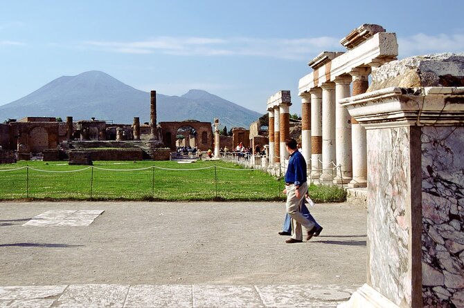 Half-Day Exclusive Private Tour of Pompeii and Herculaneum - Herculaneum transfer: the quick ride and the calmer feel