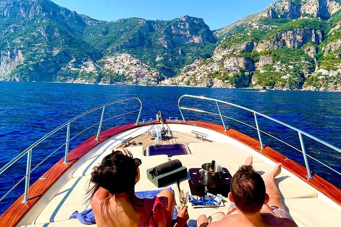 Half-Day Private Boat Tour of the Amalfi Coast - Amalfi by boat: how to use the one-hour window well