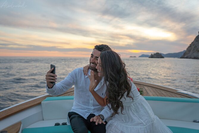 He said yes! Marriage Proposal at Sunset - The crew experience: what I would prioritize in communication