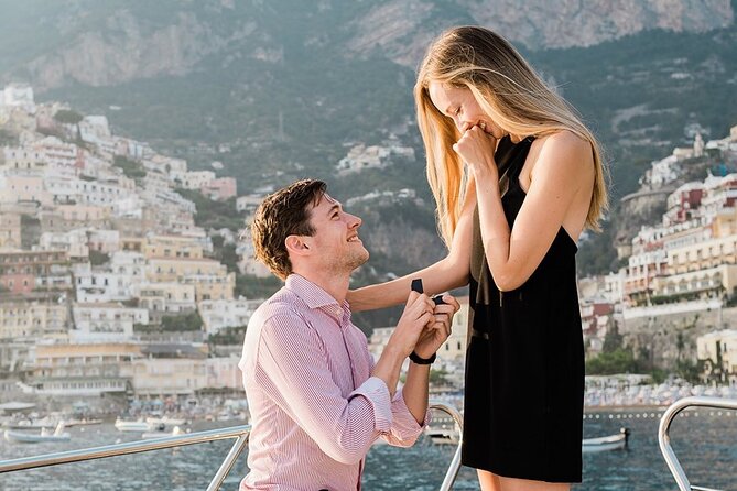 He said yes! Marriage Proposal at Sunset - Comfort details that make the proposal feel effortless