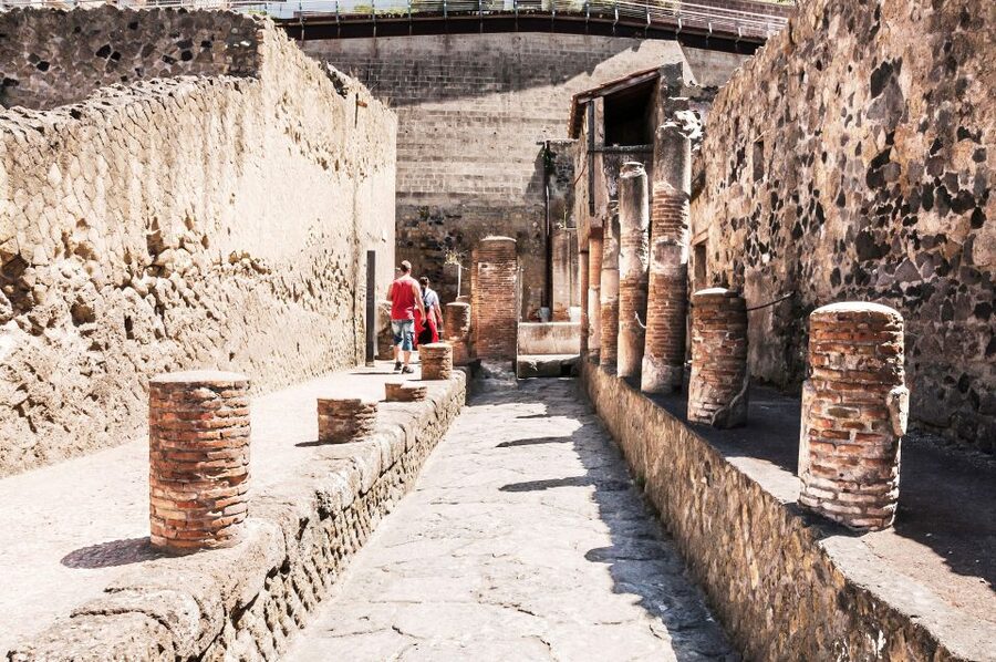 Herculaneum Guided Walking Tour with Entry Ticket - 1.5 hours inside the site: pacing, breaks, and where you might need extra time