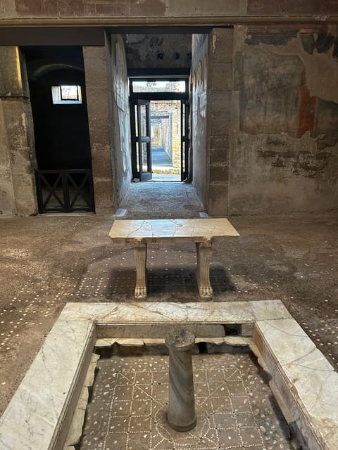 Herculaneum - Small Group Tour (admission included) - The 79 A.D. eruption story you’ll hear on the walk