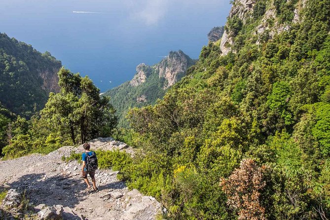 Hiking the Path of the Gods with Enzo: Amalfi Coast Adventure - Stop 1: Agerola start, toilets, and getting the right setup