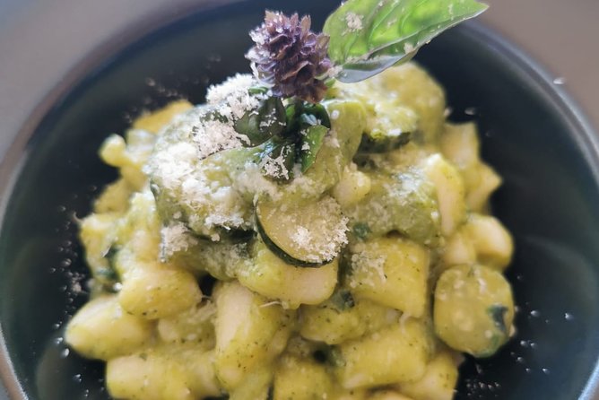 I offer cooking lesson of Amalfi tradition - What you’ll cook, and how the evening flows