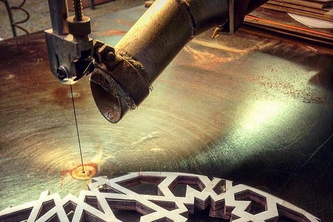 Inlaid wood Factory Tour - The Small Showroom and Shopping Moment: Buy Like You Now Know the Work