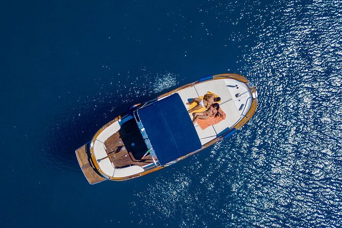 Ischia island private excursion on Gozzo Aprea Milano 8,3m - Sorgeto thermal springs: the warm-water break that feels different