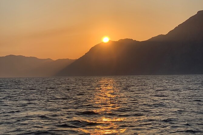 Jackie Kennedy Amalfi Coast Private Tour (Vintage Car & Boat) VIP EXCLUSIVE - Getting on the water: private boat time with snorkeling and Prosecco