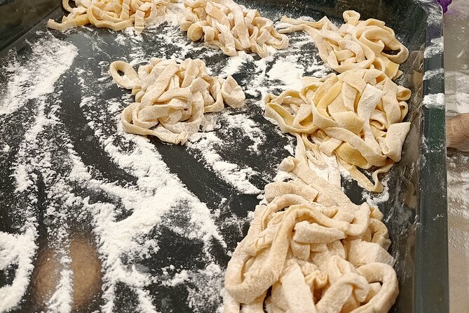 Lezione di Cucina : Pasta Fresca - Lunch With Your Group: The Part That Turns Lessons Into Memories