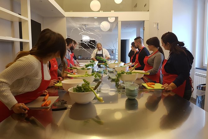 Lezione di Cucina : Pasta Fresca - Your Hands-On Pasta Skills: Kneading, Shaping, and Cooking Together
